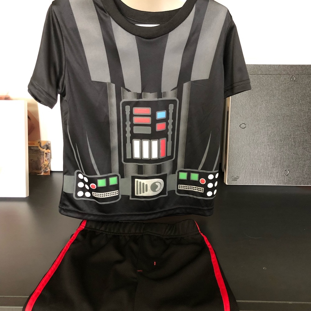 Star war costume set  ( 4-5 year old)
